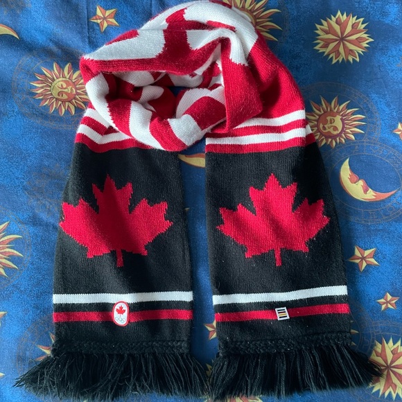Canada Olympic Scarf HBC - Picture 7 of 7